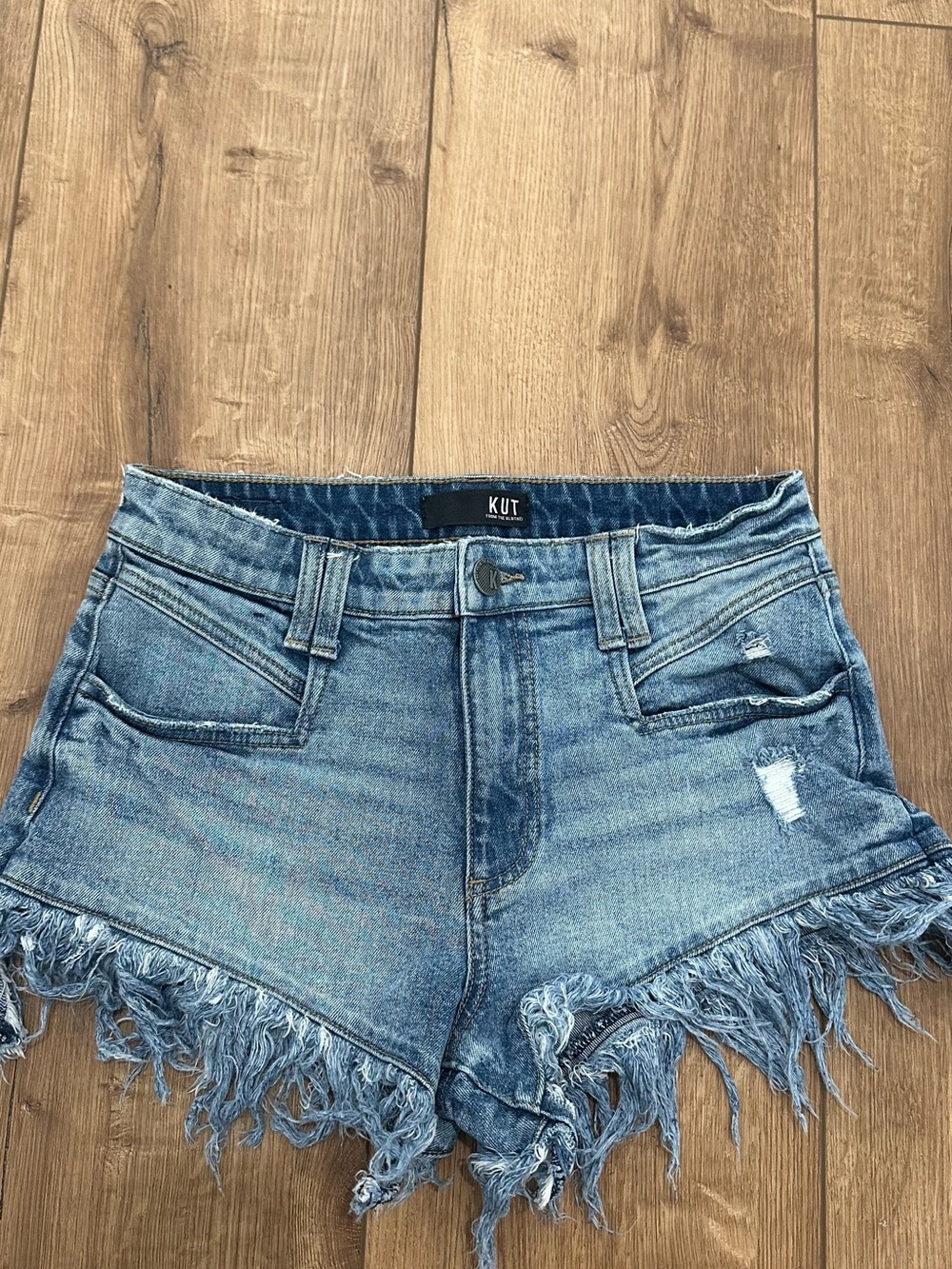 Kut from the Kloth Light Blue Denim Shorts with Contrast Stitching